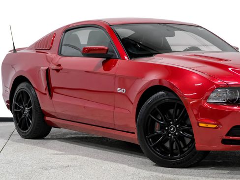 Used 2013 Ford Mustang GT Premium w/ Electronics Pkg image 12