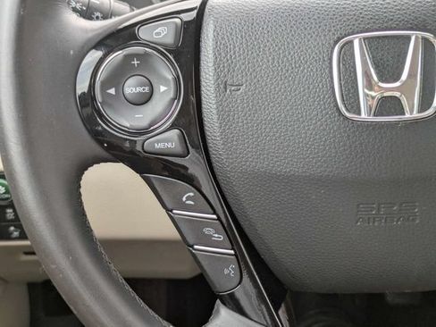 Used 2017 Honda Accord EX-L image 24