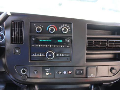 Used 2019 Chevrolet Express 2500 image 11
