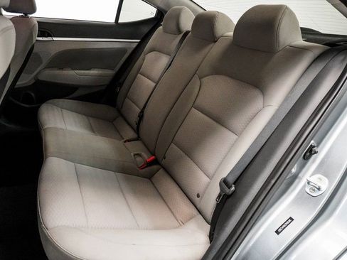 Used 2019 Hyundai Elantra SEL FWD image 7
