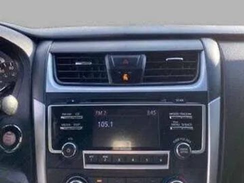 Used 2017 Nissan Altima 2.5 S w/ Power Driver Seat Package FWD image 23