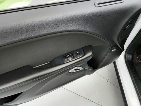 Used 2018 Dodge Challenger R/T Scat Pack RWD image 19