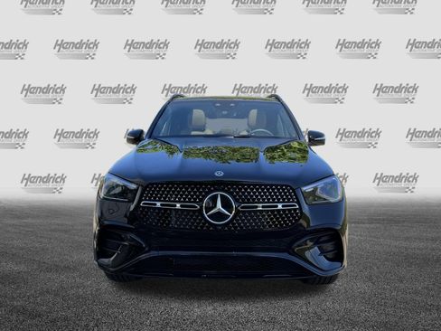New 2026 Mercedes-Benz GLE 450 4MATIC image 3