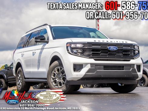 New 2026 Ford Expedition Active RWD image 1