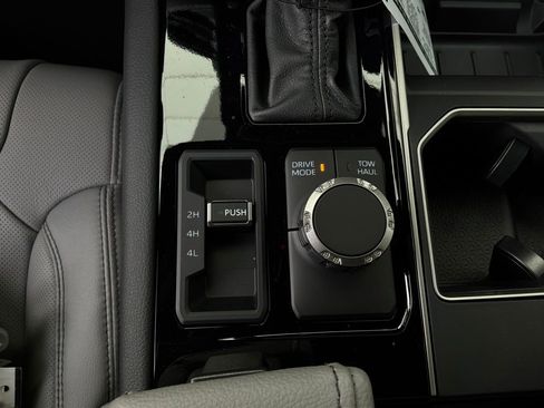 New 2026 Toyota Tundra Limited AWD/4WD image 24