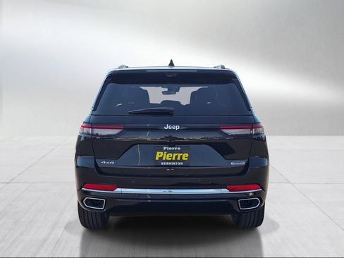 New 2025 Jeep Grand Cherokee Overland w/ Adv Protech Group III AWD/4WD image 5