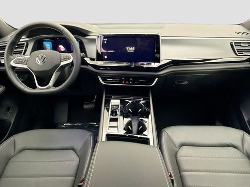 New 2026 Volkswagen Atlas Cross Sport SEL image 13