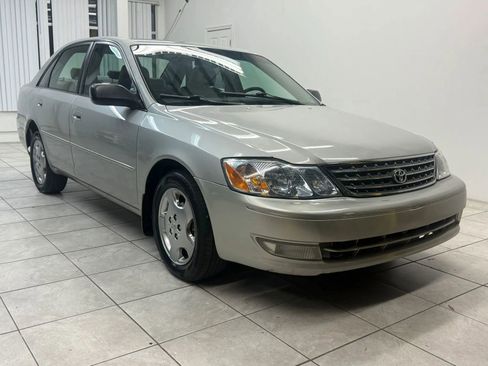 Used 2004 Toyota Avalon XLS image 1