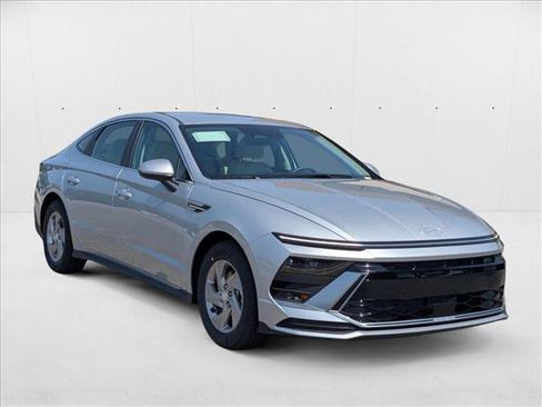 New 2025 Hyundai Sonata SE image 7