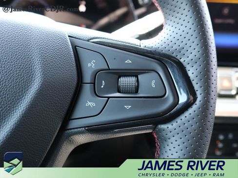 Used 2025 Chevrolet TrailBlazer RS w/ Driver Confidence Package FWD image 27