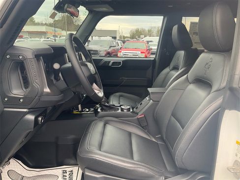 New 2025 Ford Bronco Big Bend w/ Black Diamond Package image 16