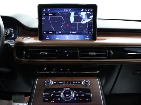 Used 2022 Lincoln Aviator Reserve w/ Equipment Group 201A image 23