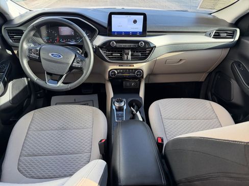 Used 2021 Ford Escape SE w/ SE Sport Appearance Package FWD image 12