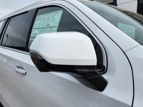 New 2026 GMC Yukon XL Elevation image 10