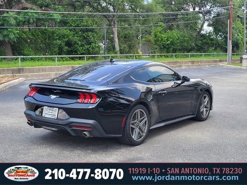 Used 2024 Ford Mustang Premium RWD image 5