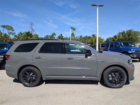 New 2026 Dodge Durango GT image 3