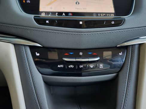 Used 2020 Cadillac XT5 Premium Luxury AWD/4WD image 52