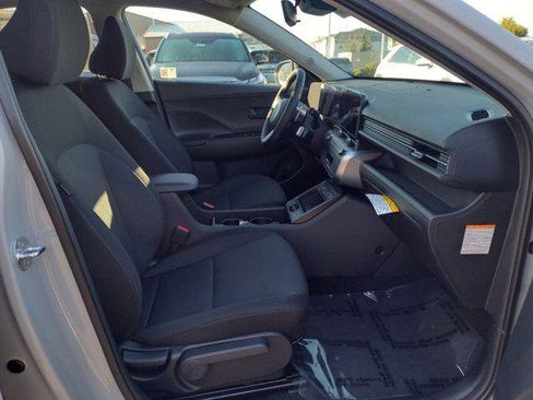 Used 2024 Hyundai Kona SEL image 14