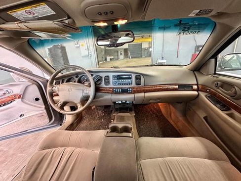 Used 2001 Buick Le Sabre Limited FWD image 32