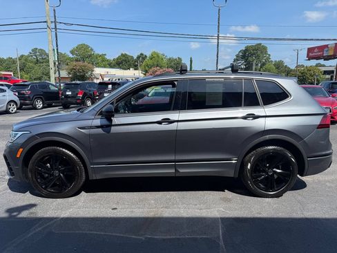 Used 2023 Volkswagen Tiguan SE R-Line AWD/4WD image 4