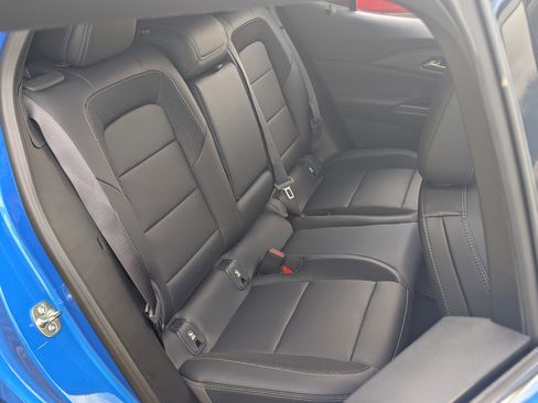 Used 2025 Chevrolet Equinox EV LT w/ Convenience Package II FWD image 21