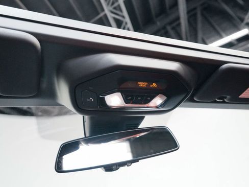 Used 2024 BMW Z4 M40i w/ Premium Package image 41