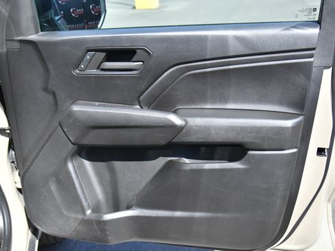 Used 2023 Chevrolet Colorado W/T RWD image 42