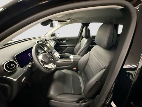 Certified 2026 Mercedes-Benz GLC 300 image 17