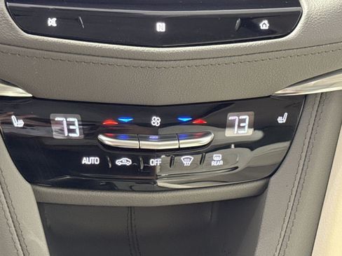 Used 2021 Cadillac XT5 Premium Luxury AWD/4WD image 22