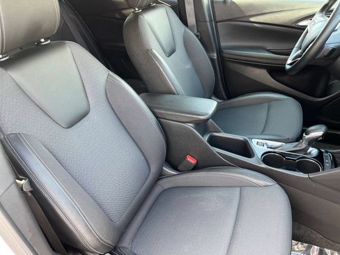 Used 2025 Buick Encore GX Preferred FWD image 41