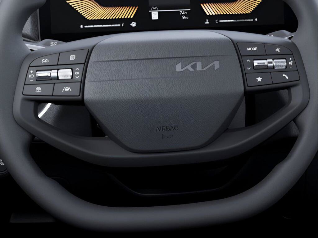 New 2026 Kia K4 FWD image 18