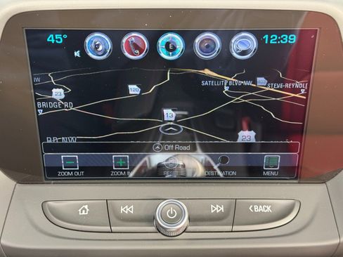 Used 2017 Chevrolet Camaro SS image 29