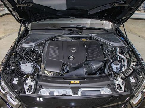 Used 2026 Mercedes-Benz E 350 4MATIC Sedan image 5