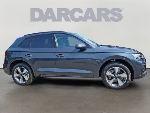 Used 2025 Audi Q5 2.0T Premium AWD/4WD image 7