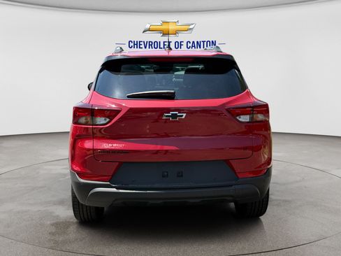 New 2026 Chevrolet TrailBlazer LT w/ Convenience Package FWD image 6
