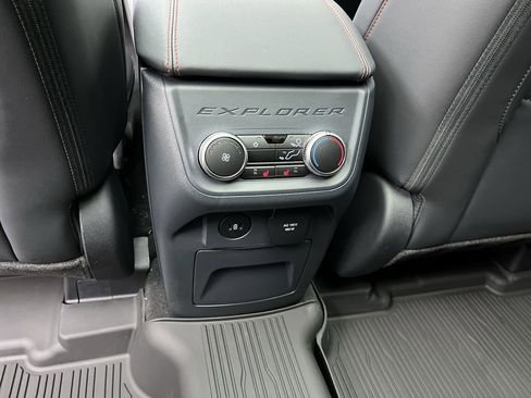 New 2026 Ford Explorer ST-Line w/ ST-Line Street Pack AWD/4WD image 14