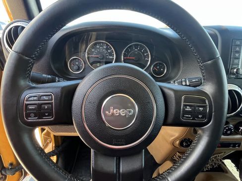 Used 2014 Jeep Wrangler Unlimited Sahara w/ Max Tow Package image 14