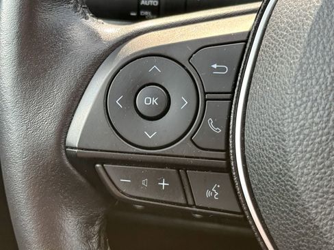 Used 2020 Toyota RAV4 XSE image 29