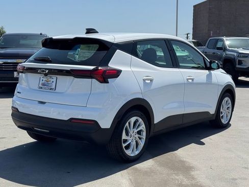 New 2027 Chevrolet Bolt LT FWD image 5