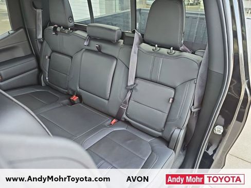 Used 2022 Chevrolet Silverado 1500 High Country w/ Technology Package image 31