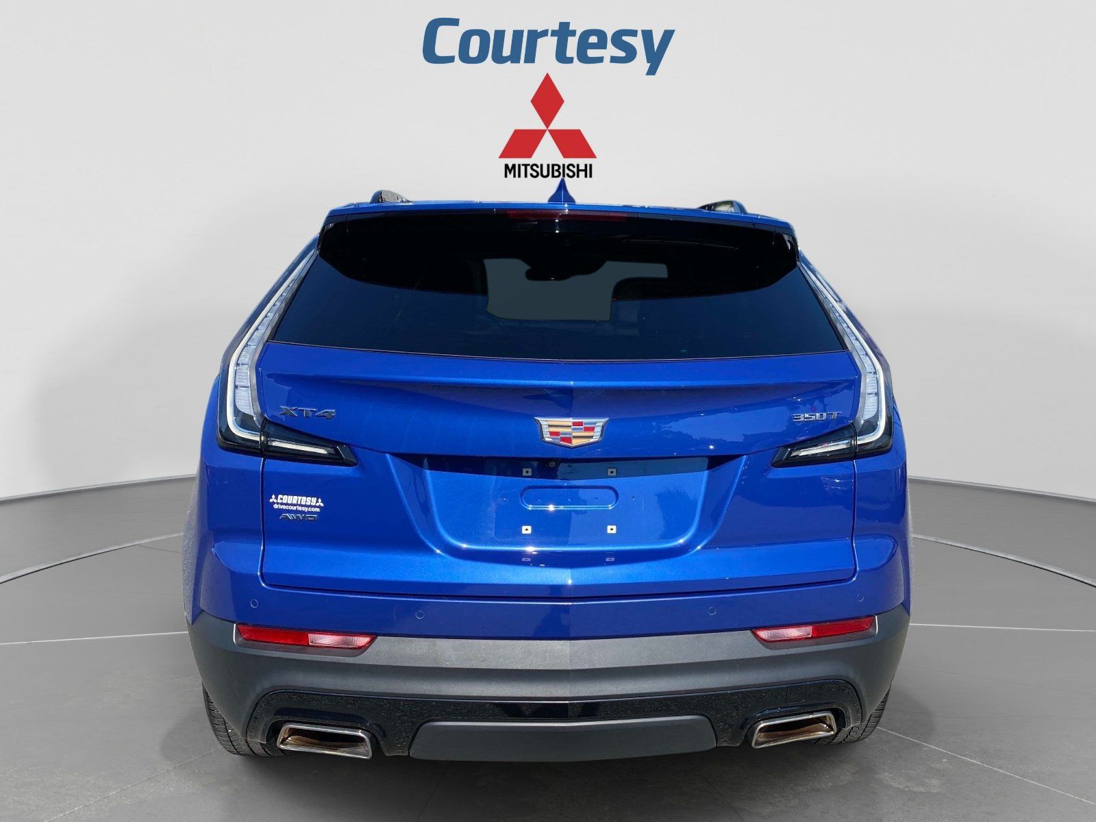 Used 2023 Cadillac XT4 Sport AWD/4WD image 4