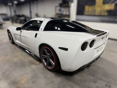 Used 2011 Chevrolet Corvette Coupe w/ Preferred Equipment Group image 4