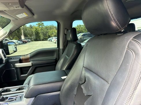Used 2015 Ford F150 Lariat w/ Equipment Group 501A Mid AWD/4WD image 10