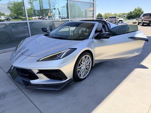 Used 2021 Chevrolet Corvette Stingray Premium Cpe w/ Z51 Performance Package RWD image 30