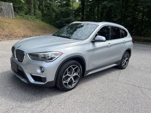 Used 2019 BMW X1 xDrive28i w/ Convenience Package AWD/4WD image 4