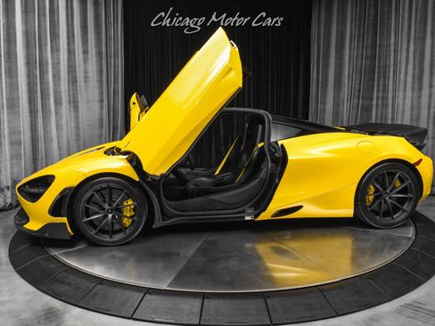 Used 2020 McLaren 720S Performance RWD image 1