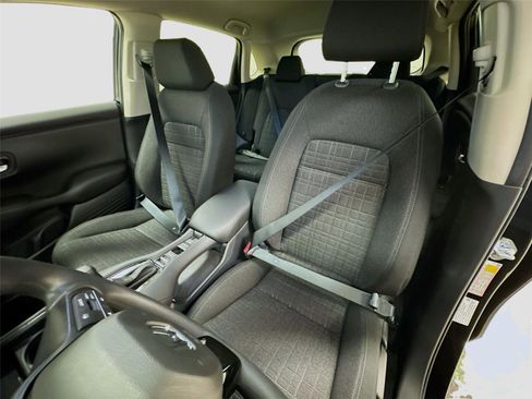 New 2026 Honda HR-V LX image 18