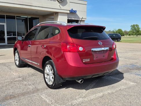 Used 2013 Nissan Rogue SL image 4