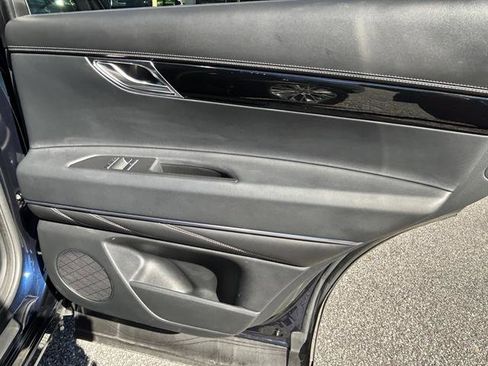 Used 2025 Genesis GV80 2.5T Standard image 22