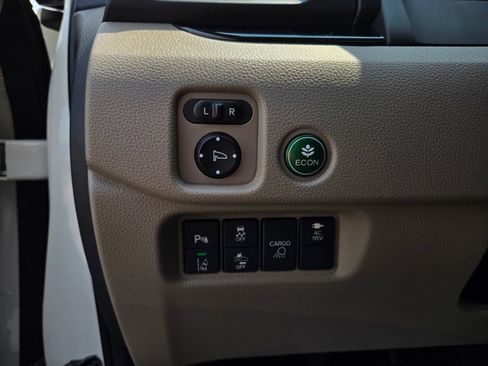Used 2017 Honda Ridgeline RTL-E image 12
